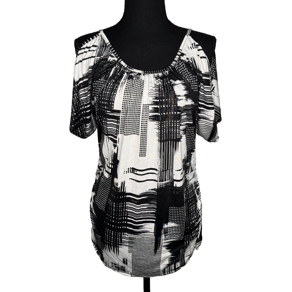 Tavia Abstract Print Cold Shoulder Top Size‎ 1X Stretch Short Sleeve Black/White